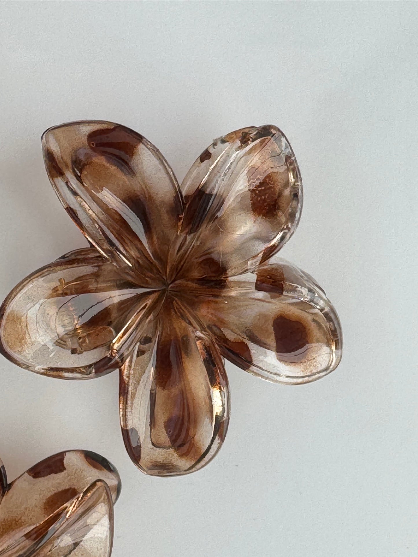 Petal Clip TORT